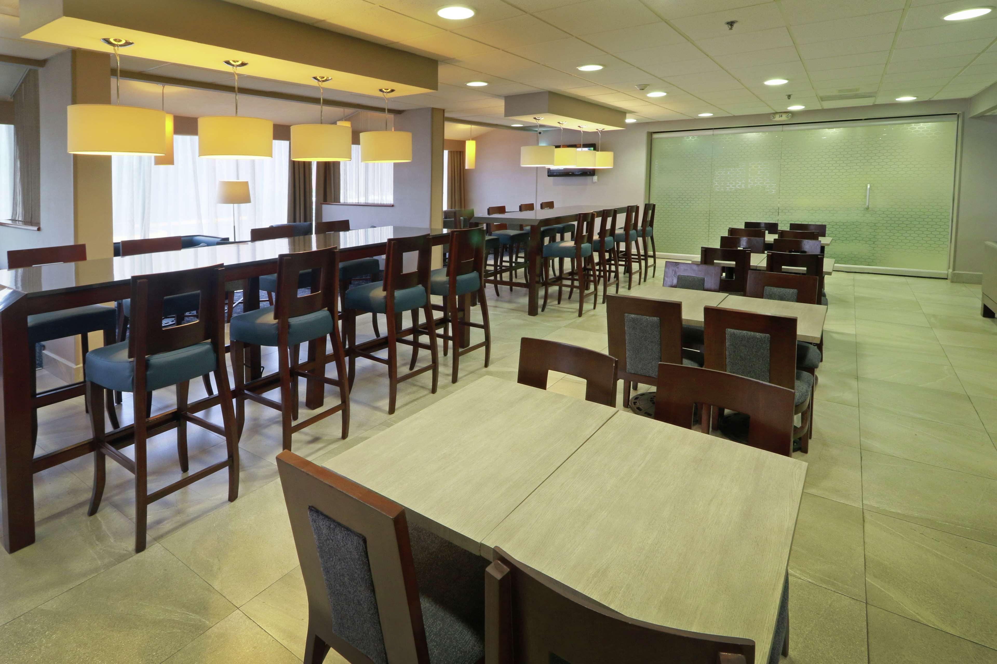 Hampton Inn Monterrey-Airport Apodaca Exterior foto