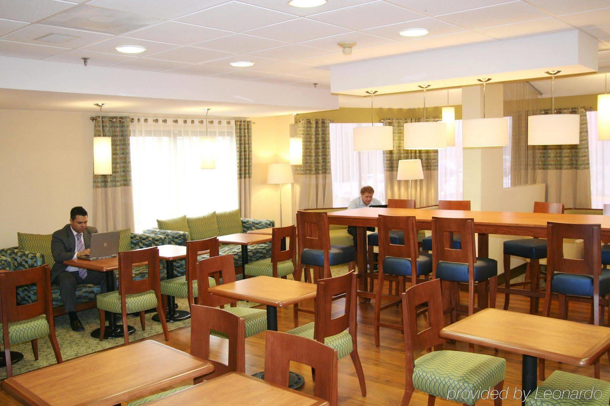 Hampton Inn Monterrey-Airport Apodaca Restaurante foto
